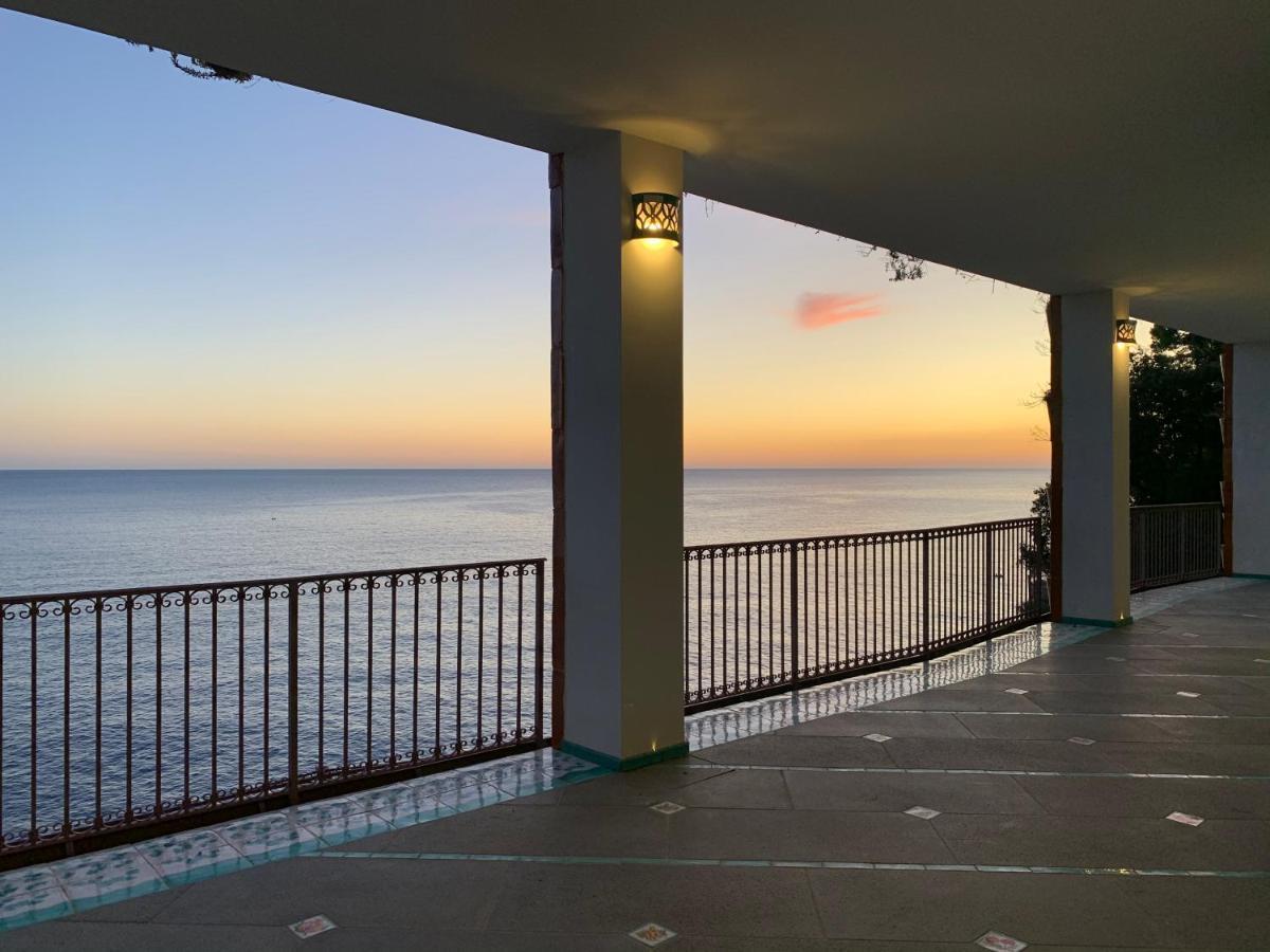 Villa Le Baste Furore Esterno foto